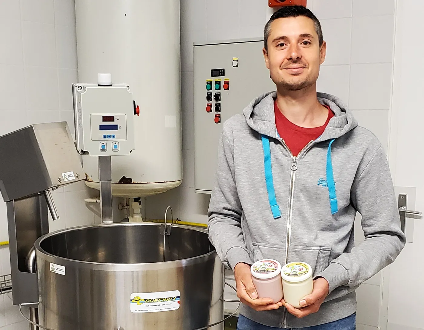 La Ferme de Candé, yaourts, lait cru et fromages à Saint-Xandre